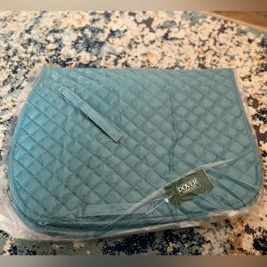 Dover Quilted Pad Size: A/P 
Color: Maui Blue

Never used or opened.